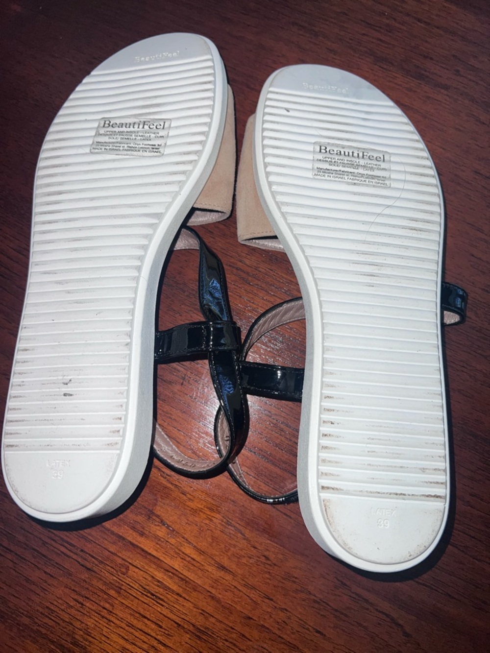 BeautiFeel Two-Tone Beige and Black Slingback Sandals - Picture 4 of 10